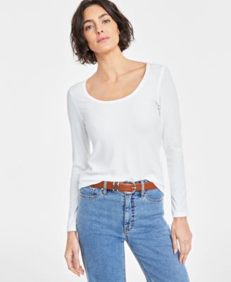 On 34th - Women's Scoop-Neck Ribbed Long-Sleeve Top
