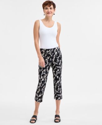 JM Collection - Petite Printed Pull-On Capri Pants