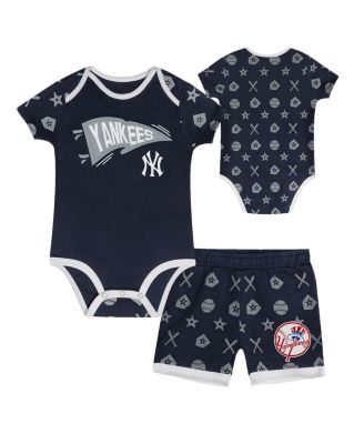 Outerstuff - Baby Boys and Girls Navy New York Yankees On Deck 2-Piece Diaper Cover Set