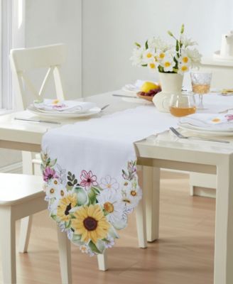 Elrene - Sunflower and Daisies Cutwork Tablecloth