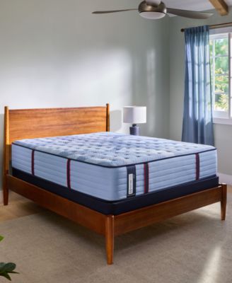 Sealy - Posturepedic West Hill 14" Firm Tight Top Mattress - Queen